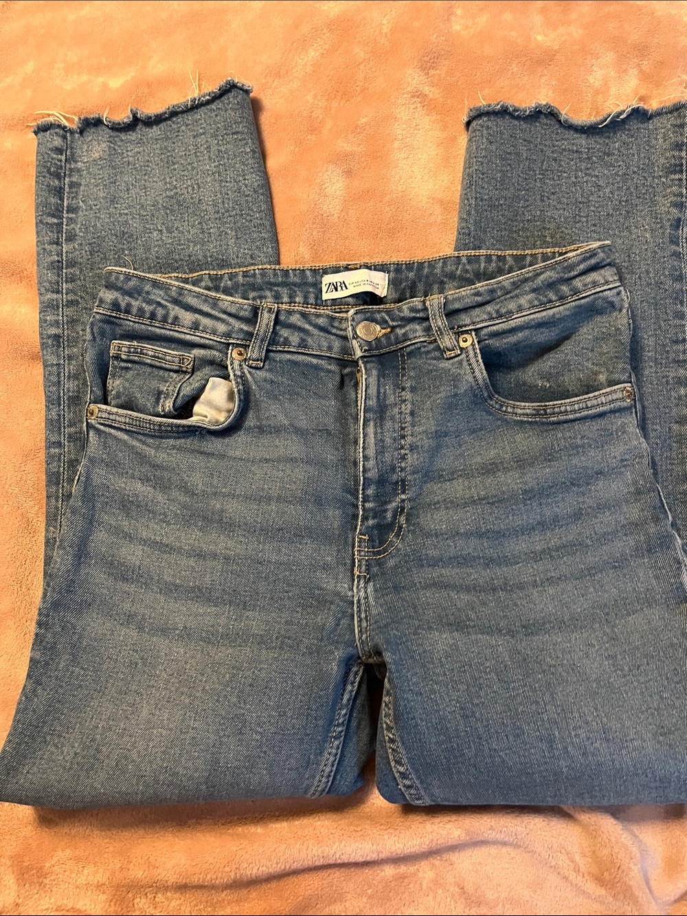 Zara Mid-Rise Blue Cropped Raw-Hem Jeans